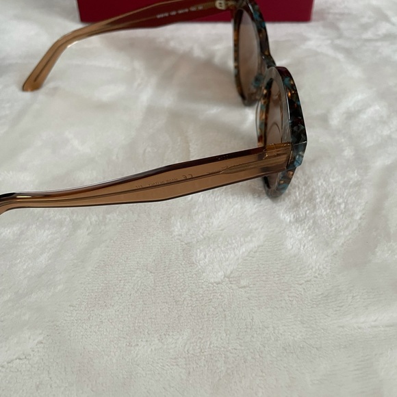 Salvatore Ferragamo Modified Cat Eye Sunglasses - Picture 7 of 9